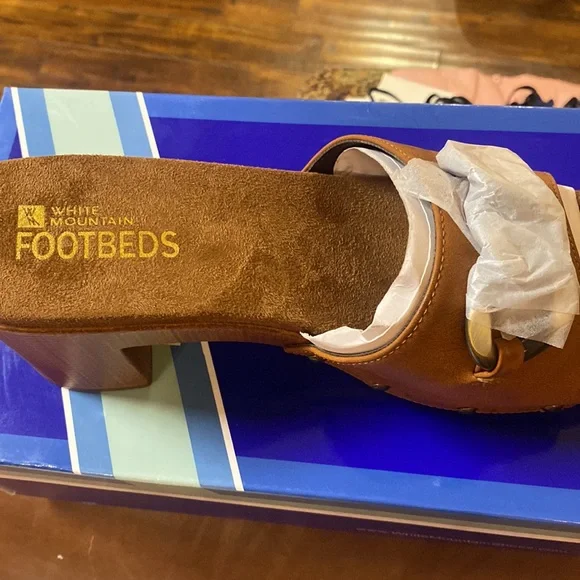 White Mountain sandels size 8 - Picture 6 of 9